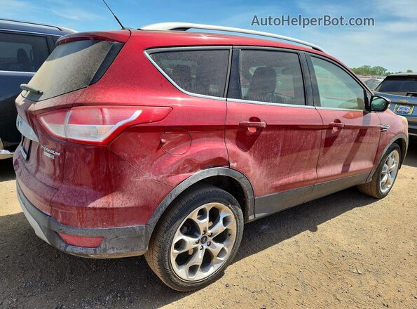 1FMCU9J94GUC70639 2016 FORD ESCAPE Red Задня права чверть