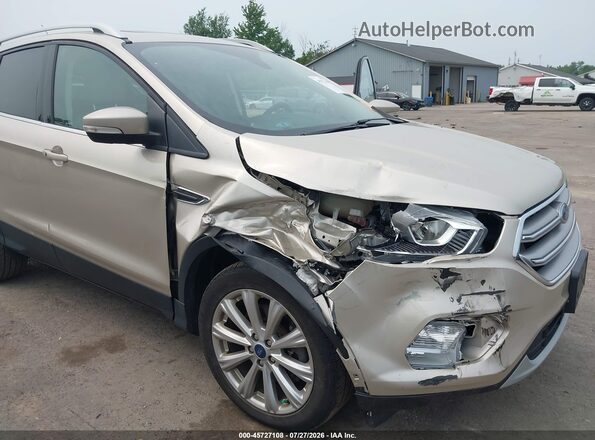 1FMCU9J94HUB65570 2017 FORD ESCAPE Champagne Դիմացի տեսք