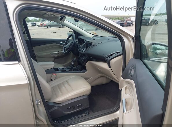1FMCU9J94HUB65570 2017 FORD ESCAPE Champagne Սալոնի դիմացի տեսք