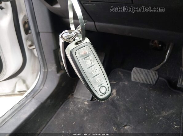 1FMCU9J95GUC88907 2016 FORD ESCAPE White Widok deski rozdzielczej
