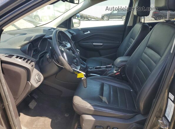 1FMCU9J97GUB57591 2016 FORD ESCAPE Gray Widok wnętrza z przodu