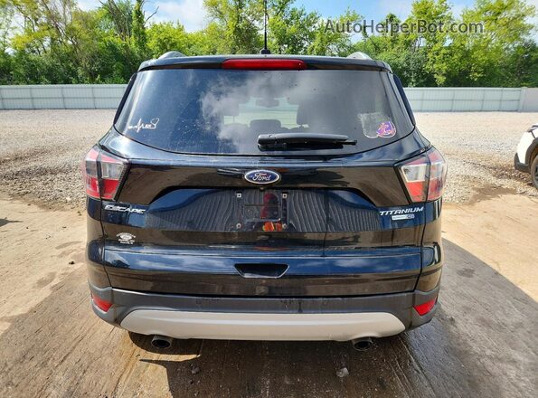 1FMCU9J97HUD50132 2017 FORD ESCAPE Black Widok z tyłu