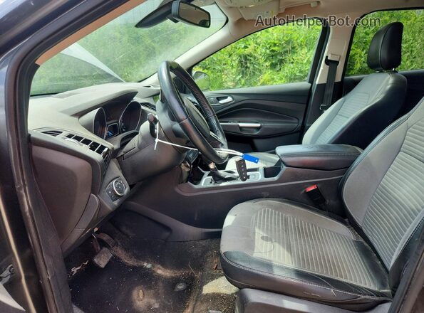 1FMCU9J97JUC21376 2018 FORD ESCAPE Gray Vista interior delantera
