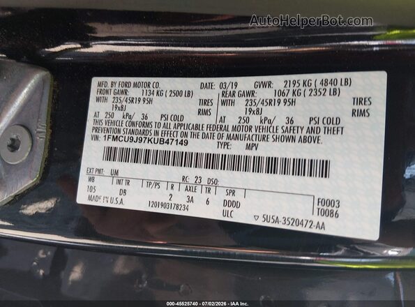 1FMCU9J97KUB47149 2019 FORD ESCAPE Black Widok komory silnika