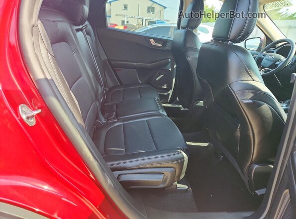 1FMCU9J98LUB37635 2020 FORD ESCAPE Red Widok wnętrza z tyłu