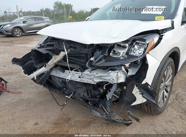 1FMCU9J98NUB41932 2022 FORD ESCAPE White Widok z przodu