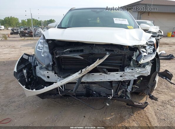 1FMCU9J98NUB41932 2022 FORD ESCAPE White Widok wnętrza z tyłu