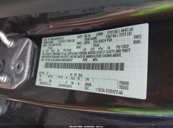 1FMCU9J99HUB52507 2017 FORD ESCAPE Gray Vista del compartimento del motor