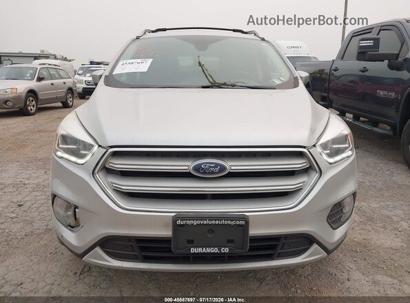 1FMCU9J99JUC49485 2018 FORD ESCAPE Silver Դիմացի տեսք