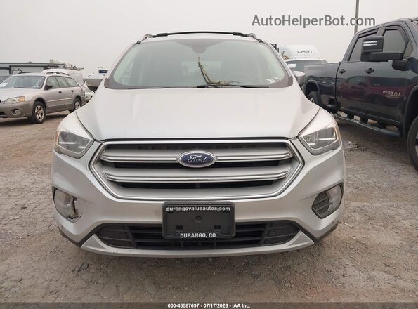 1FMCU9J99JUC49485 2018 FORD ESCAPE Silver Սարքավորումների վահանակի տեսք