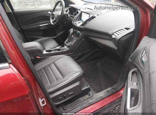 1FMCU9J9XGUC28895 2016 FORD ESCAPE Red Widok wnętrza z przodu