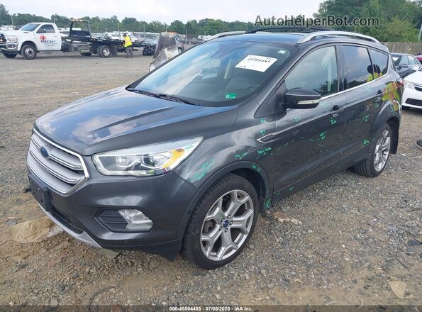 1FMCU9J9XJUC43582 2018 FORD ESCAPE Серый Передняя левая четверть