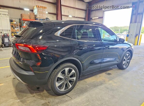 1FMCU9JA3PUB45089 2023 FORD ESCAPE Black Rear right