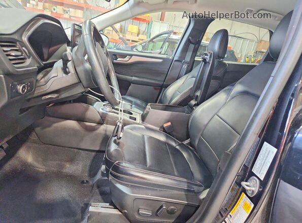 1FMCU9JA3PUB45089 2023 FORD ESCAPE Black Front interior view