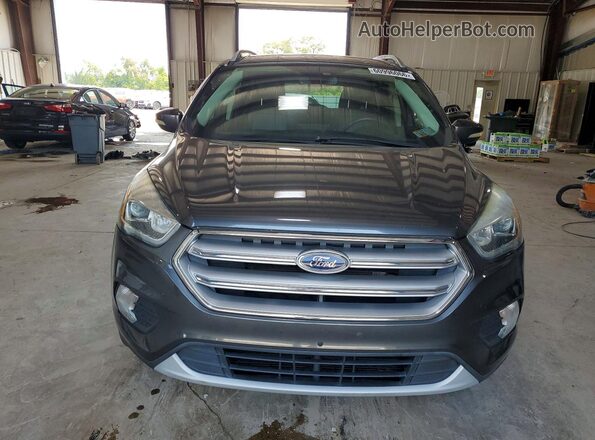 1FMCU9JD3HUC21759 2017 FORD ESCAPE Серый Вид спереди
