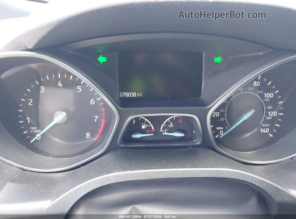 1FMCU9JD5HUD08840 2017 FORD ESCAPE Black Vista de los asientos traseros