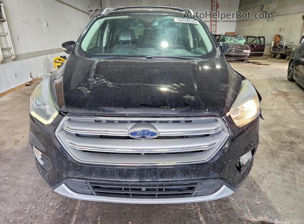 1FMCU9JD6HUA35620 2017 FORD ESCAPE Черный Вид спереди