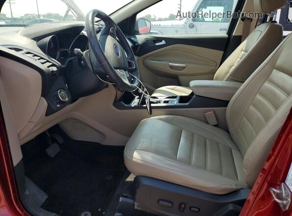 1FMCU9JD6HUB14799 2017 FORD ESCAPE Red Вид салону спереду