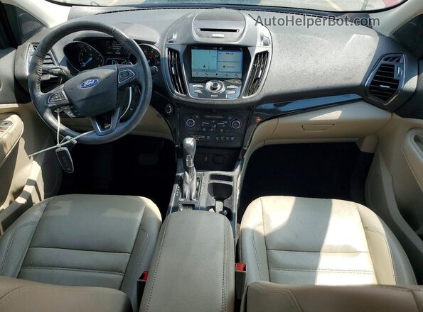 1FMCU9JD6HUB14799 2017 FORD ESCAPE Red Вид панелі приладів