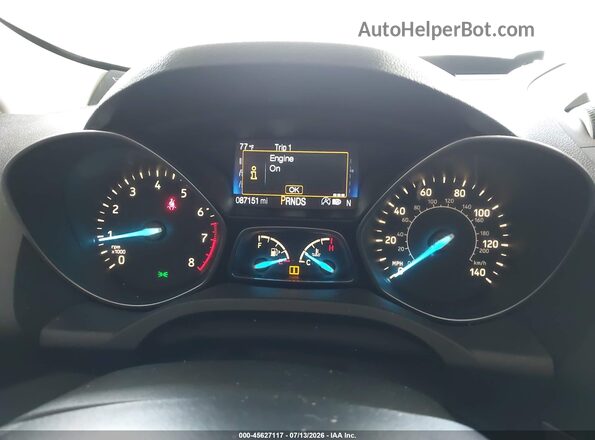 1FMCU9JD7HUC41318 2017 FORD ESCAPE White უკანა სავარძლების ხედი