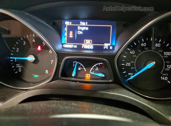 1FMCU9JDXHUE92916 2017 FORD ESCAPE Black Instrument cluster view