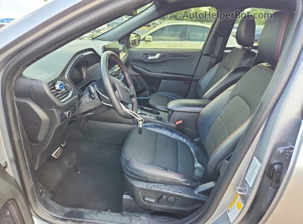 1FMCU9MN1PUB43145 2023 FORD ESCAPE Silver წინა სალონის ხედი