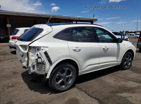 1FMCU9MN2RUA45695 2024 FORD ESCAPE Белый Задняя правая четверть