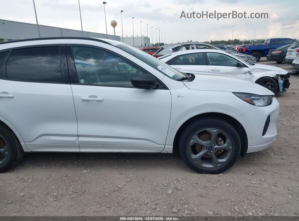 1FMCU9MN5PUA08198 2023 FORD ESCAPE White უკანა სალონის ხედი