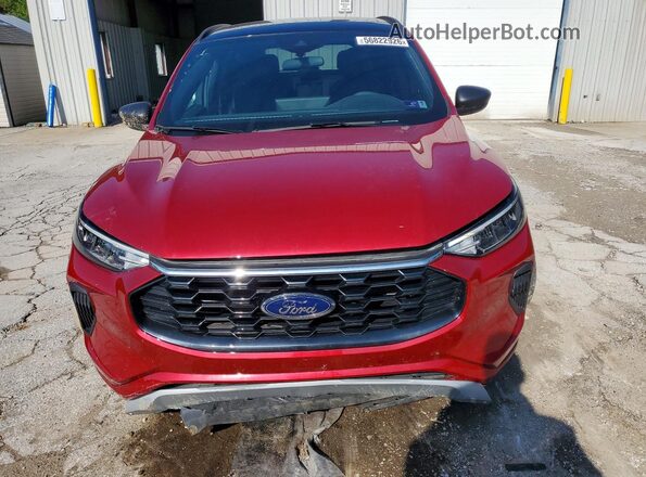 1FMCU9MN5PUA70815 2023 FORD ESCAPE Красный Вид спереди