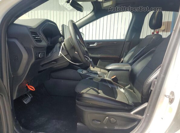 1FMCU9MNXPUA74343 2023 FORD ESCAPE Белый Вид салона спереди