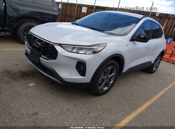 1FMCU9NA0SUA42392 2025 FORD ESCAPE Белый Передняя левая четверть