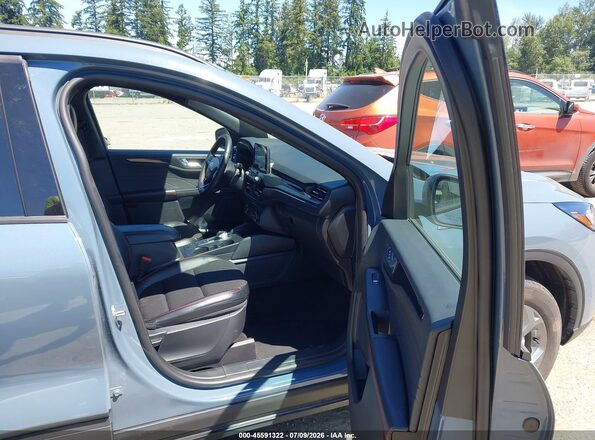 1FMCU9NA1SUB43053 2025 FORD ESCAPE Синий Вид салона спереди