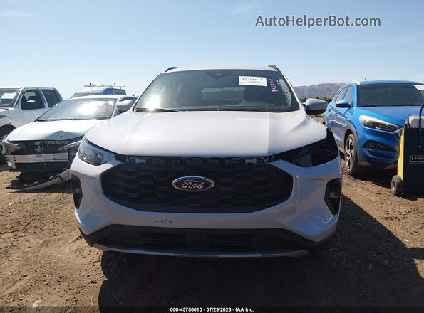1FMCU9NA3SUB31275 2025 FORD ESCAPE Silver Widok zestawu wskaźników