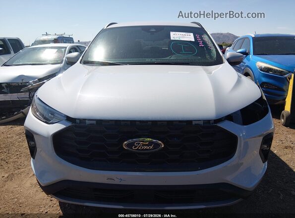 1FMCU9NA3SUB31275 2025 FORD ESCAPE Silver Widok z przodu