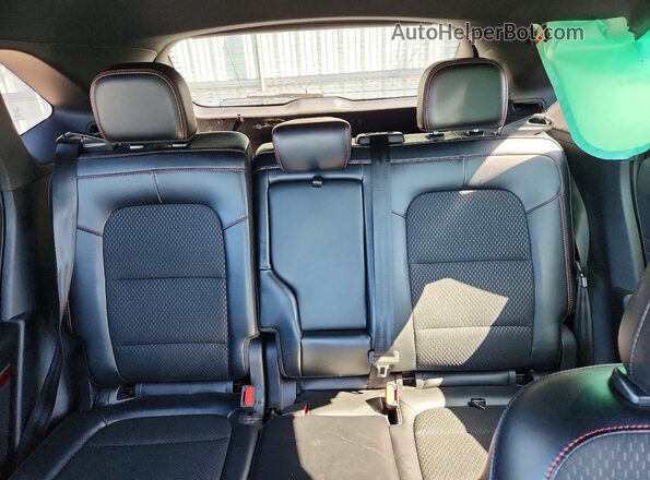 1FMCU9NA4SUB31401 2025 FORD ESCAPE Red Rear seats view