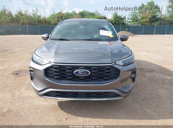 1FMCU9NZ5RUB14882 2024 FORD ESCAPE Серый Вид щитка приборов