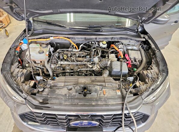 1FMCU9NZXRUB39308 2024 FORD ESCAPE Gray ძრავის განყოფილების ხედი