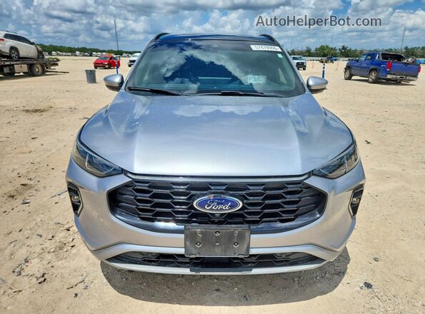 1FMCU9PA7PUB10983 2023 FORD ESCAPE Silver Front view