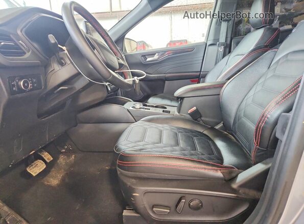 1FMCU9PZ1PUA89019 2023 FORD ESCAPE Silver Vista interior delantera