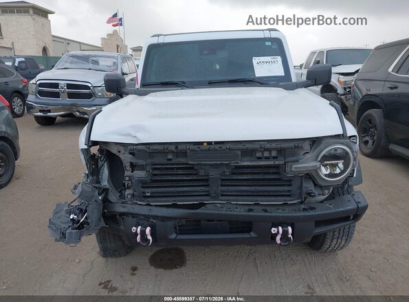 1FMDE5AP6PLB69942 2023 FORD BRONCO White Սալոնի հետևի տեսք