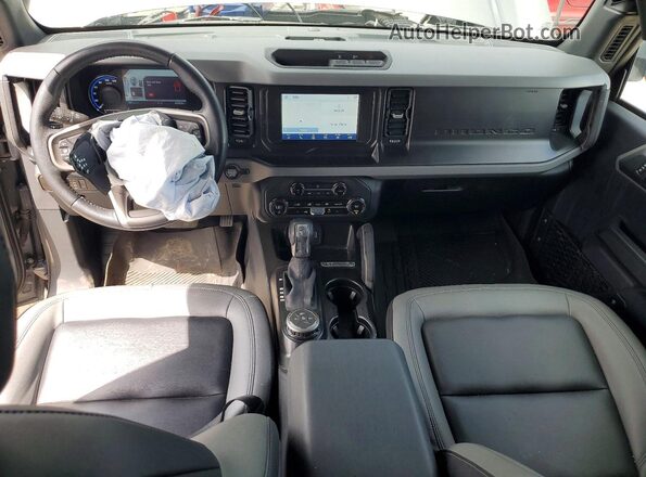 1FMDE5BH0PLB98408 2023 FORD BRONCO Серый Вид панели приборов