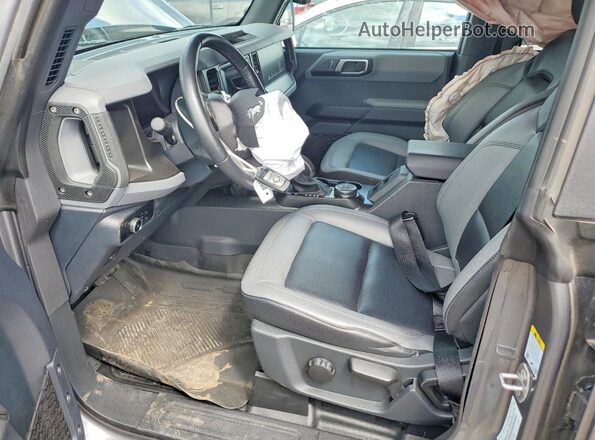 1FMDE5BH0PLB98408 2023 FORD BRONCO Серый Вид салона спереди