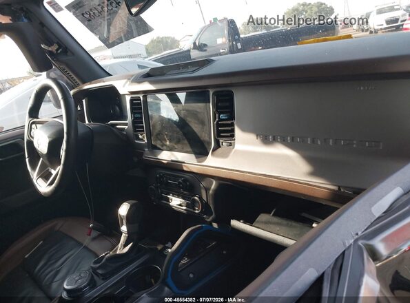 1FMDE5BH2PLB32250 2023 FORD BRONCO Black Widok wnętrza z przodu