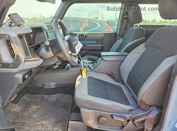 1FMDE5CH3PLB01636 2023 FORD BRONCO Blue წინა სალონის ხედი