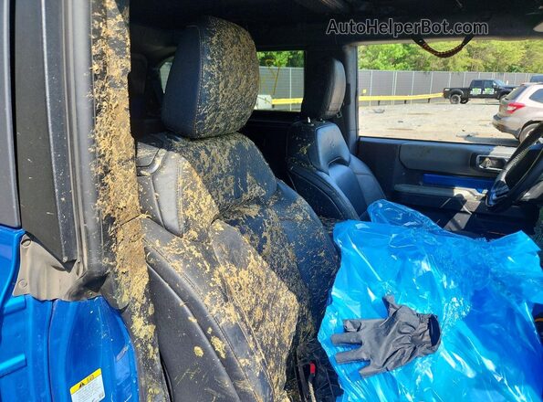 1FMDE5CHXNLB90750 2022 FORD BRONCO Blue Rear seats view