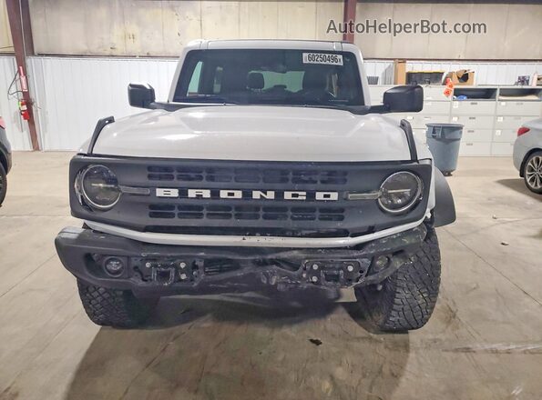 1FMDE5CP1PLB66024 2023 FORD BRONCO White Widok z przodu