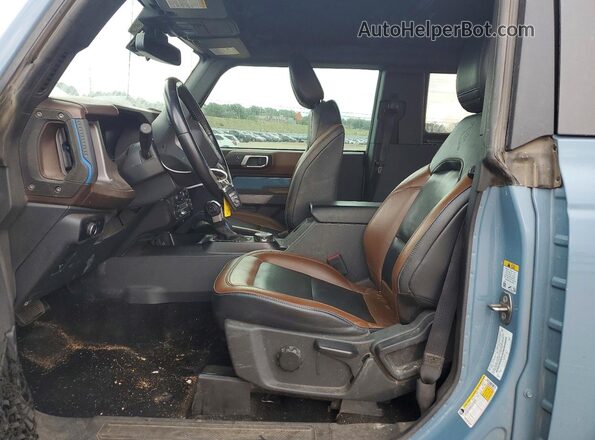 1FMDE5CP2PLC08636 2023 FORD BRONCO Blue Vista interior delantera