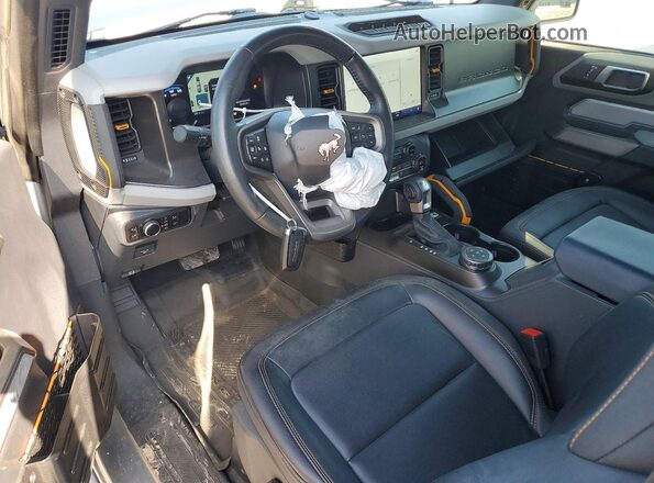1FMDE5CP3PLB45188 2023 FORD BRONCO Silver Vista del salpicadero