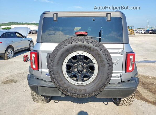 1FMDE5CP3PLB45188 2023 FORD BRONCO Silver Vista trasera