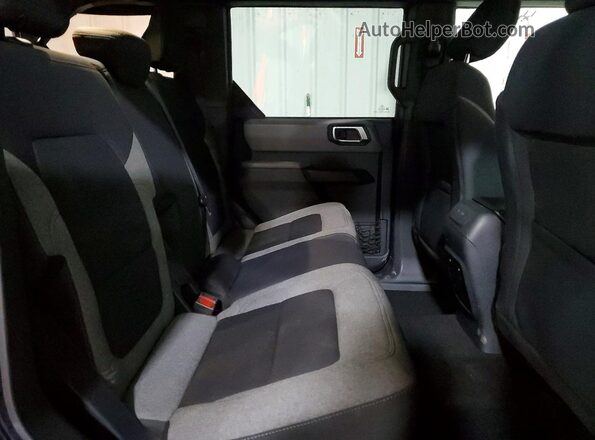 1FMDE5DH4MLA67233 2021 FORD BRONCO Blue Widok wnętrza z tyłu